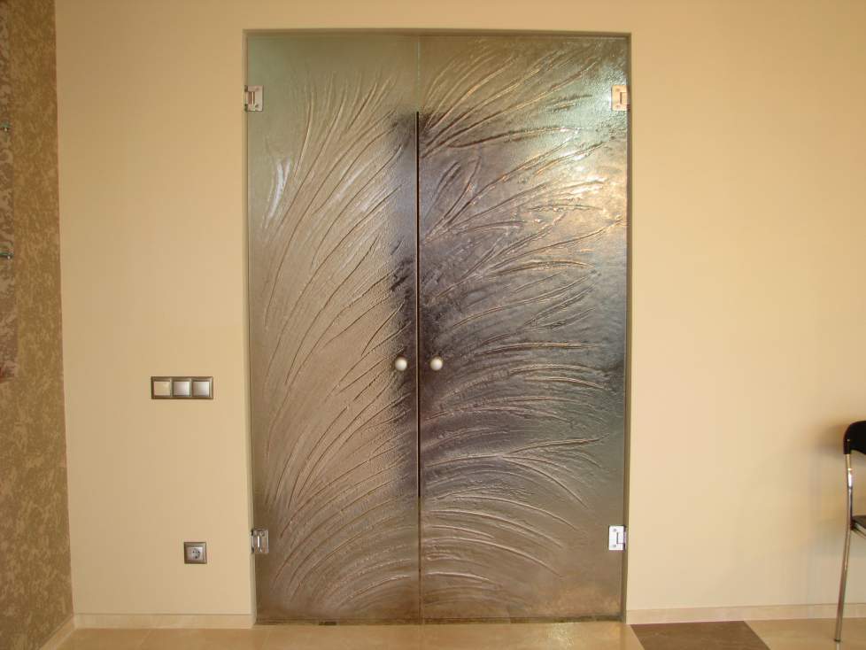 дверь двух створчатая распашная матовое стекло с рисунком